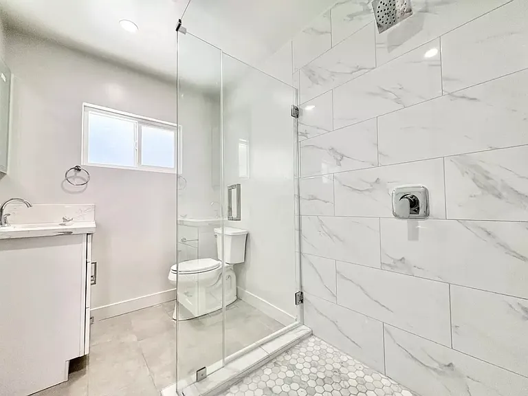 8635 Cashio St #5B — Photo 2