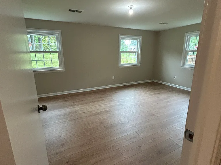 8005 Candlewood Dr — Photo 42