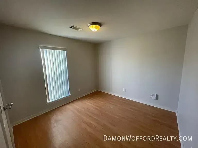 172 Cedar Spring Cir — Photo 11