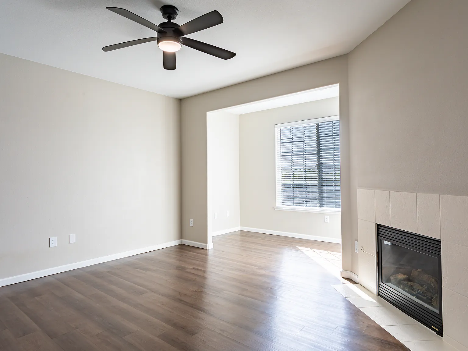 Luxe Apartments — Photo 3
