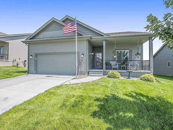 2nd image of 8207 S 186th St