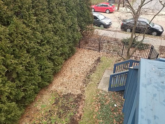 Yard from deck landing