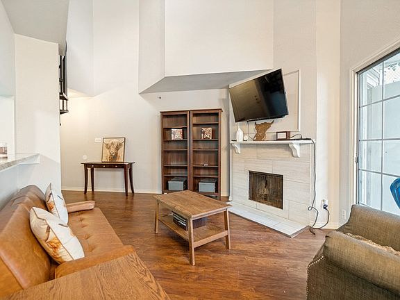 5th image of 1001 Liberty St APT 127