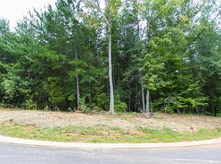 105 Greendale Ln, Greer, SC 29651