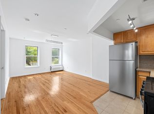 35 Essex St APT 2D, New York, NY 10002