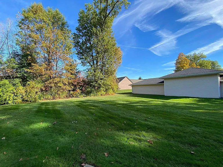 1238 Park Dr — Photo 27