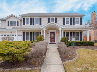 53 Venetian Way Cir, Wheaton, IL 60189