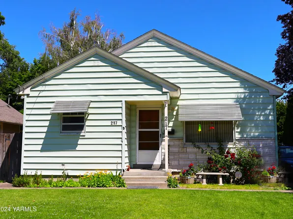 217 N 18th Ave, Yakima, WA 98902
