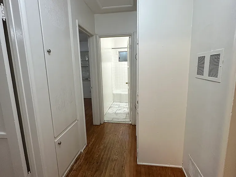 331 W Alameda Ave #C — Photo 9