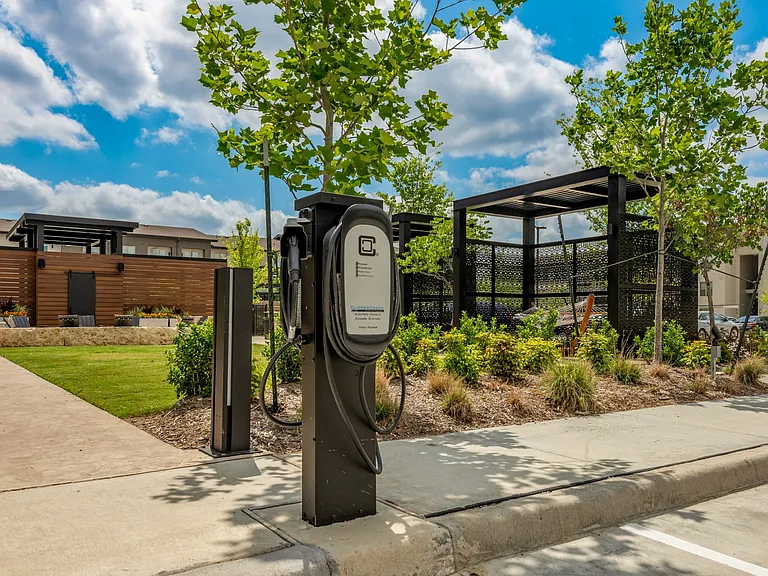 MAA Park Point — Photo 18