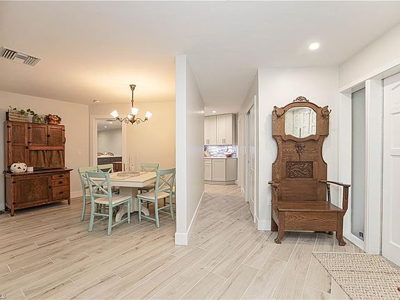 5th image of 1227 Walden DR