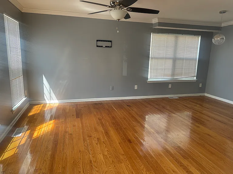 3058 Lake Hill Ct — Photo 5