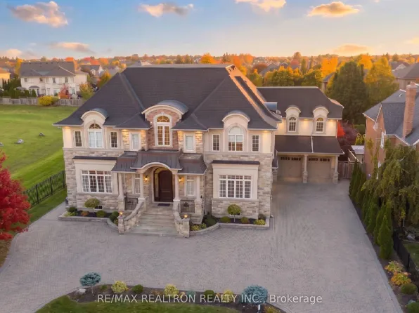 80 Callaway Ct, Vaughan, ON L4J 8K9
