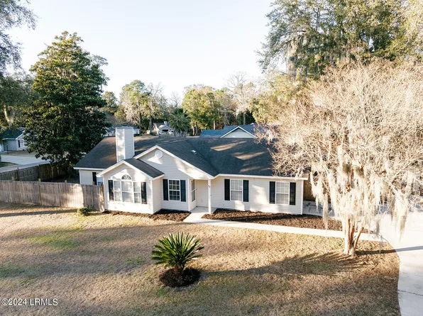 32 Ardmore Ave, Beaufort, SC 29907