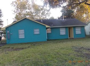 7110 Edgemoor Dr, Houston, TX 77074