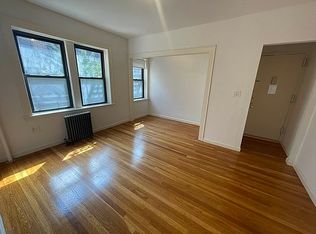 29-21 21st Ave #B7, Astoria, NY 11105