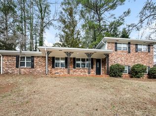 2753 Rainbow Forest Dr, Decatur, GA 30034