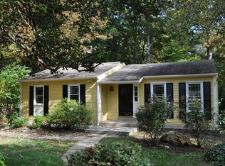 4127 Hunt Rd, Fairfax, VA 22032