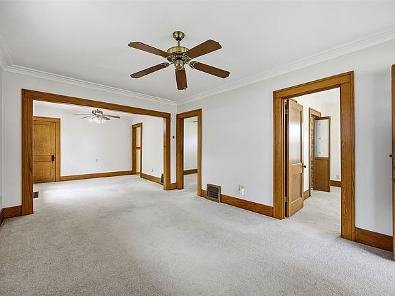 5th image of 813 18th St SE