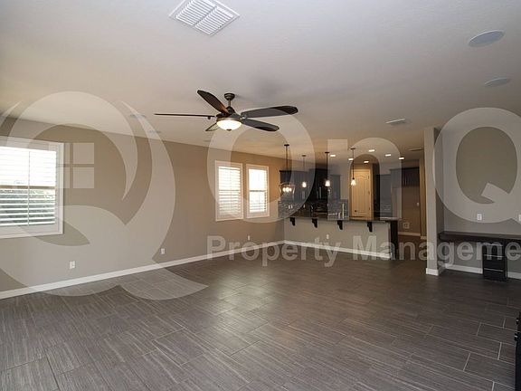 4th image of 21950 N 100th Ave