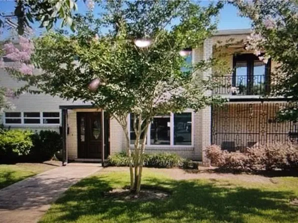 982 Allen Toussaint Blvd, New Orleans, LA 70124