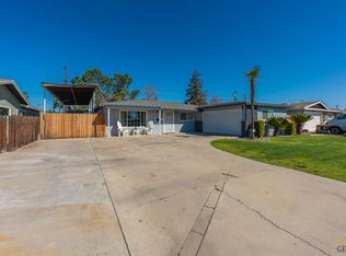 2708 Rex Ave, Bakersfield, CA