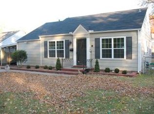 233 E 33rd Pl, Tulsa, OK 74105