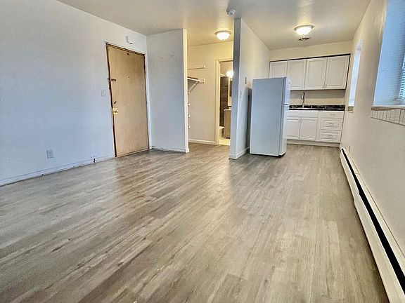 2nd image of 8420 W Greenfield Ave APT 1