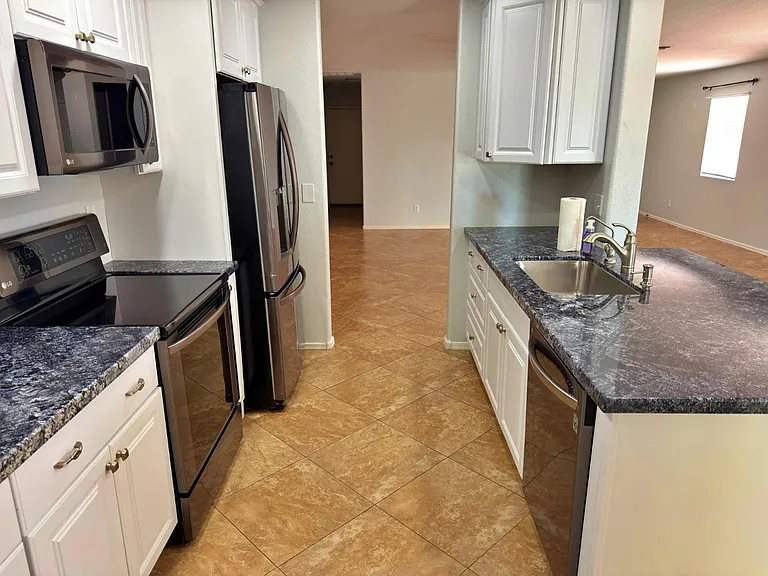 30479 N Bareback Trl — Photo 13