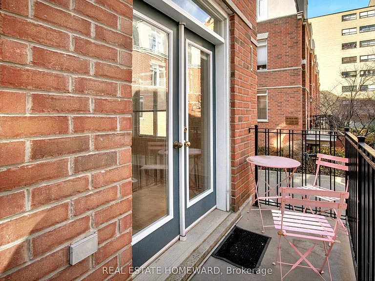 415 Jarvis St #200 — Photo 14