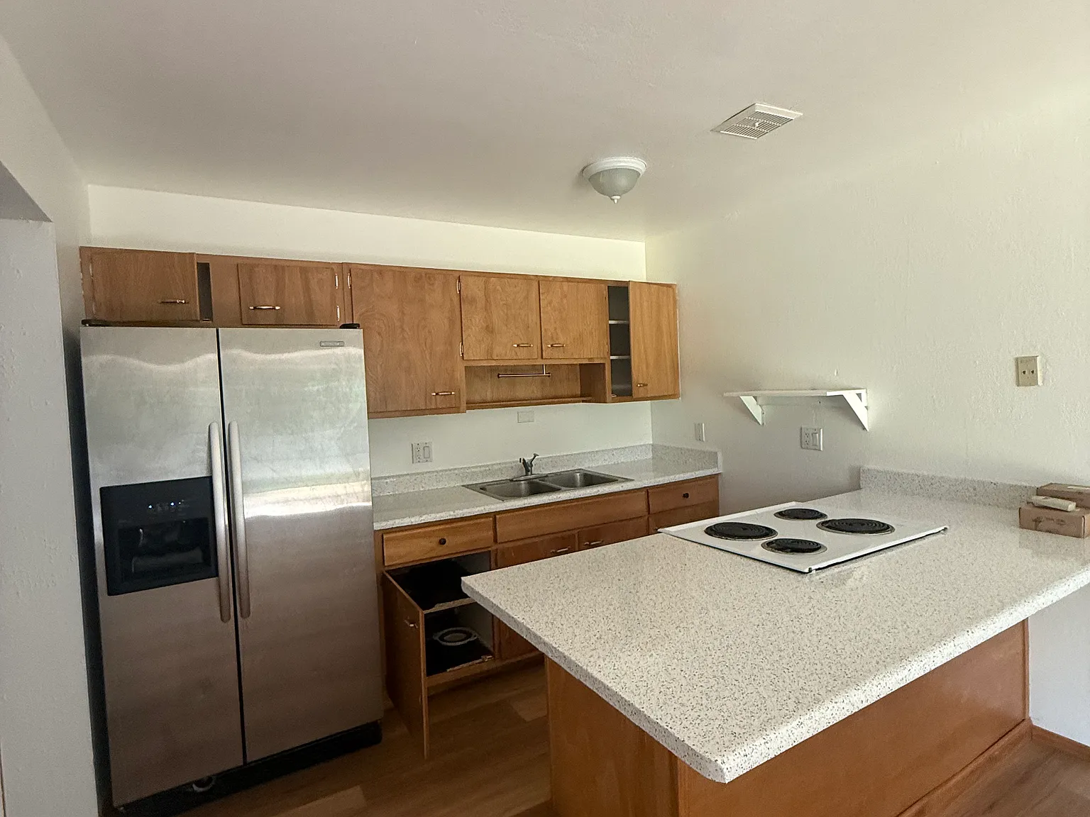 2 bed, 882 sqft, $1,950 — Photo 4
