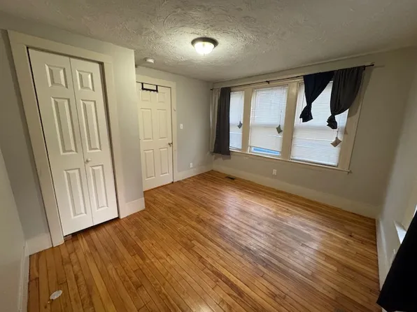 44 Bowdoin St #1, Worcester, MA 01609