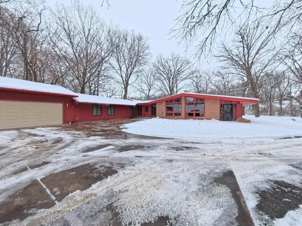 143 W 1st St, Streator, IL 61364