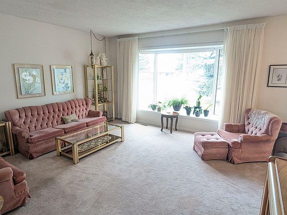 3rd image of 4209 48th St