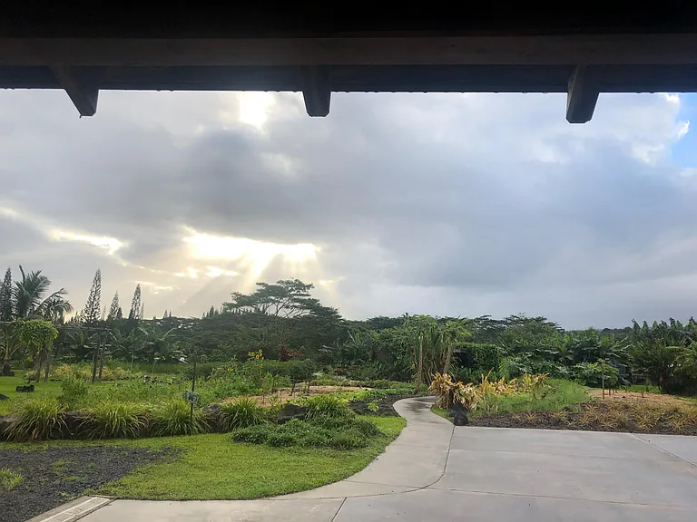 51 W Waipio Rd — Photo 38