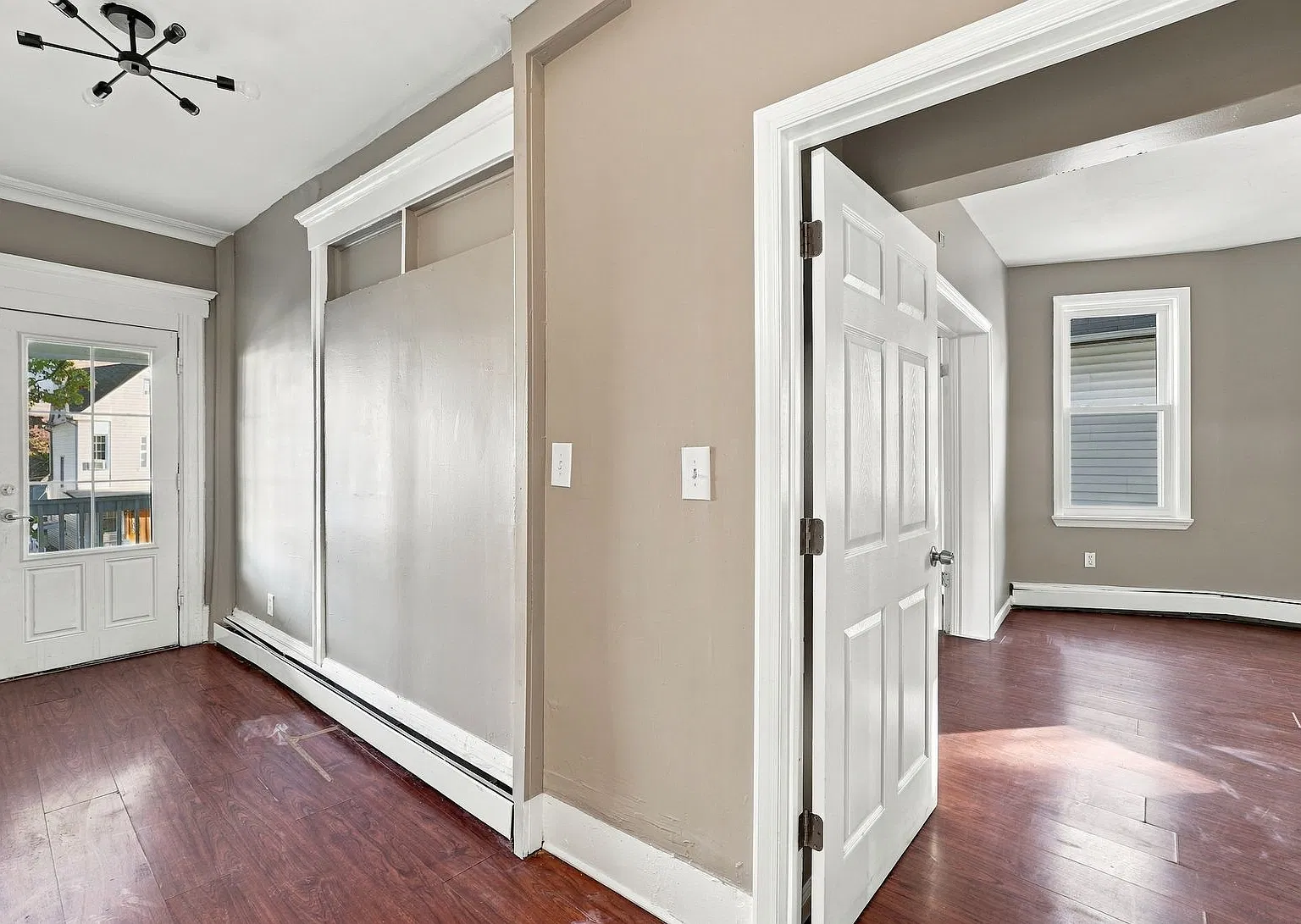 6 bed, $4,200 — Photo 3