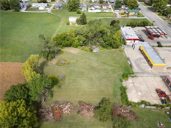 800.5 S State St, Westville, IL 61883