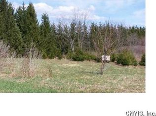 28 Barnard Rd, Phoenix, NY 13135