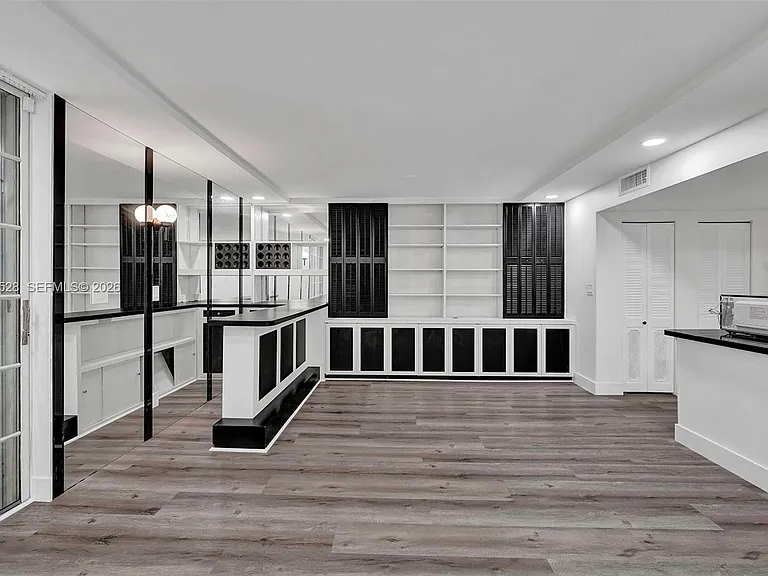 1001 Three Islands Blvd #28 — Photo 12
