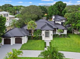1707 Caribbean Dr, Sarasota, FL 34231