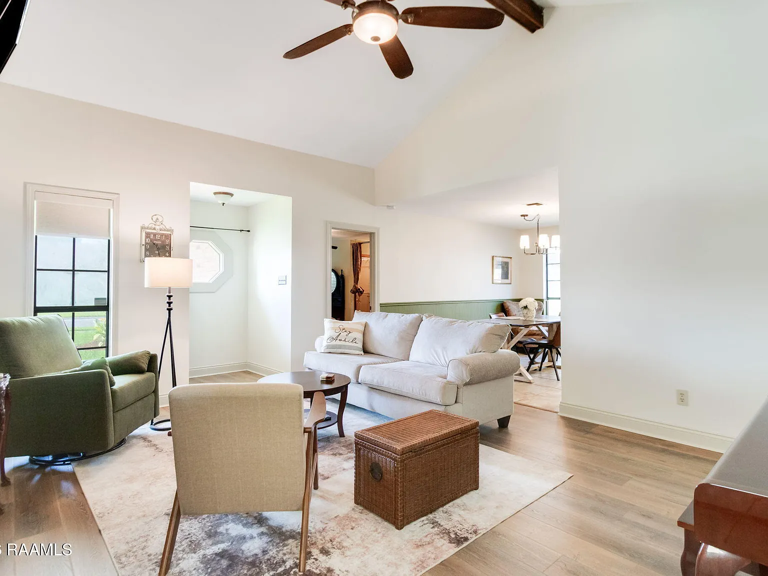 3 bed, 2.0 bath, 1505 sqft, $2,000 — Photo 3