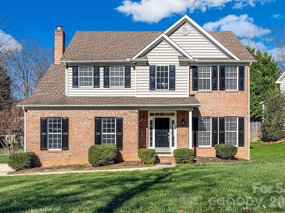 1st image of 2912 Tallard Ln