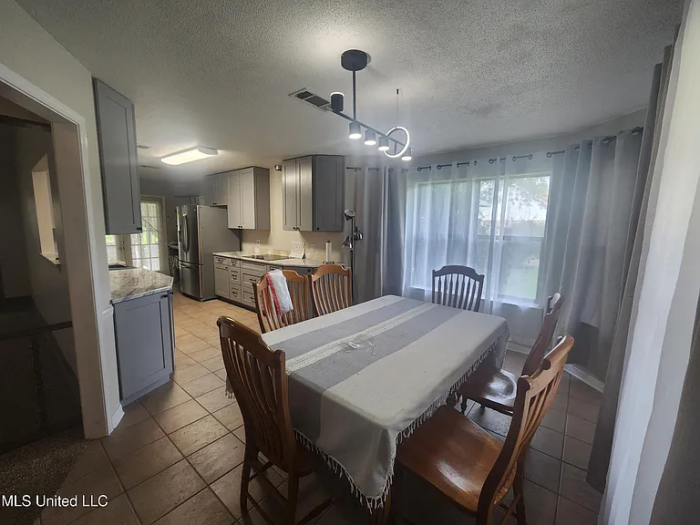 13349 Lorraine Rd — Photo 9