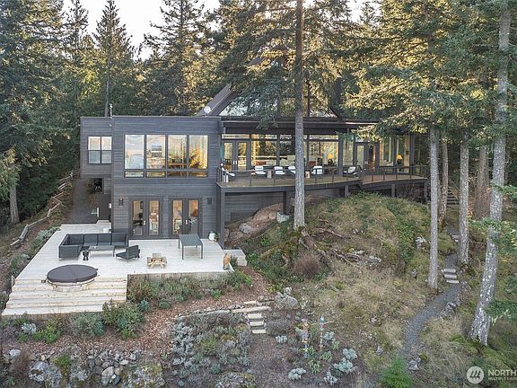 2nd image of 749 Spring Hill Road