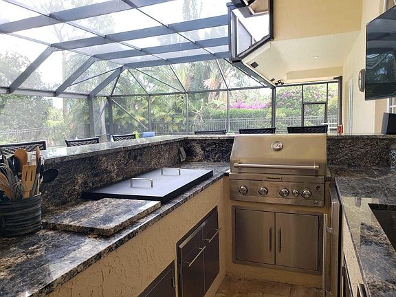 2nd image of 4449 Gleneagles Dr