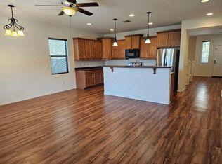 7716 S 37th Way, Phoenix, AZ 85042