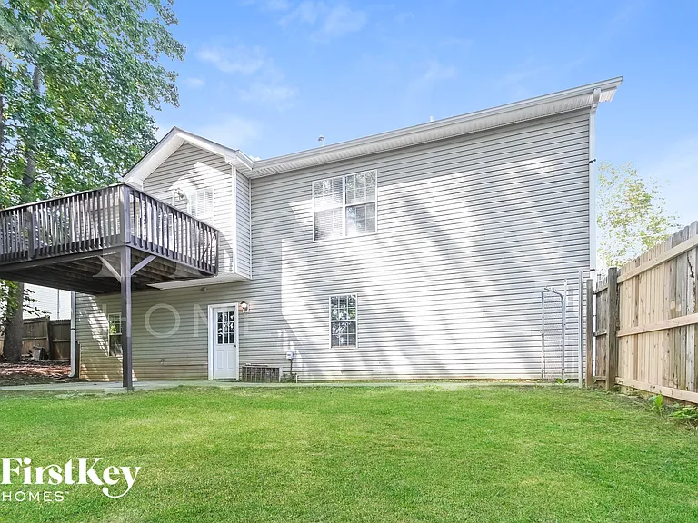7775 Poppy Dr — Photo 18