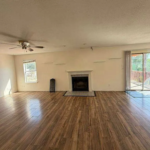 12708 Cloudview Ave NE — Photo 5