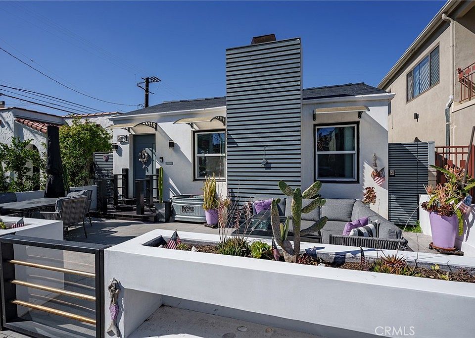 1st image of 207 Santa Ana Ave
