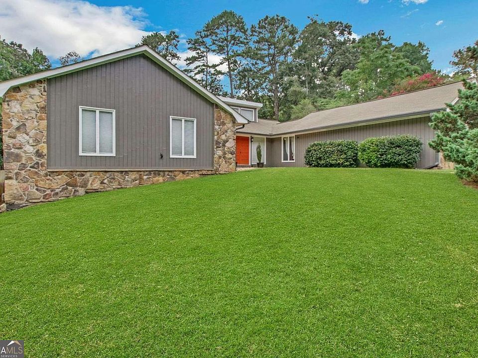 1st image of 2069 Silversmith Ln